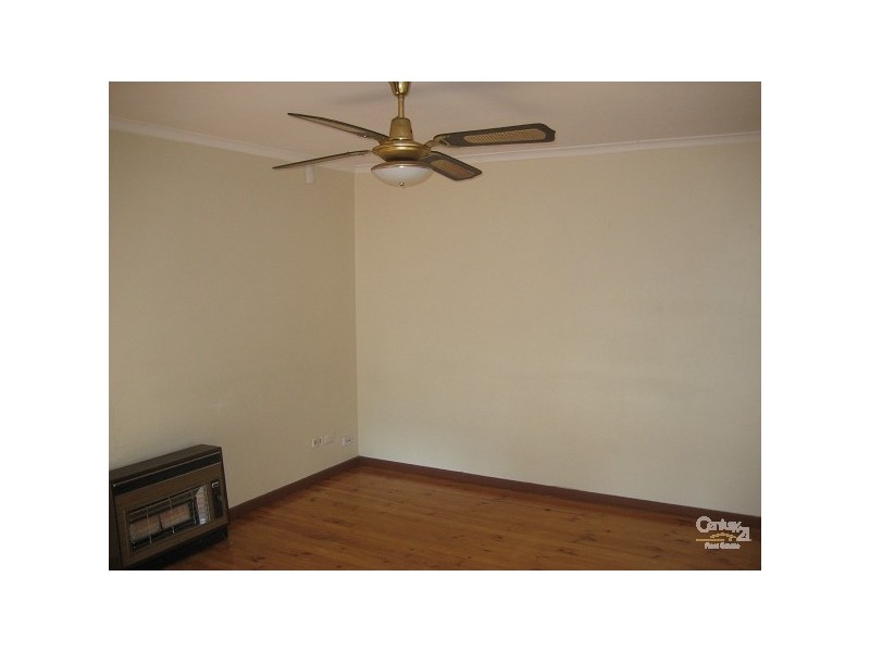 6 Lindsay Drive, Morphett Vale SA 5162