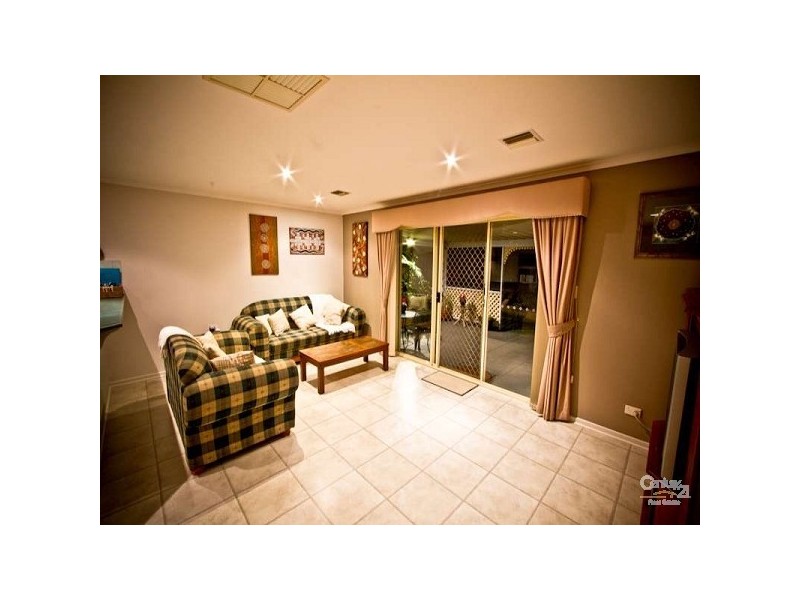 22 Epsilon Close, Woodcroft SA 5162