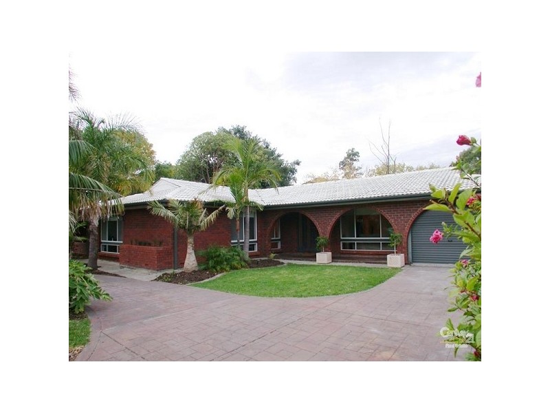 38 Glenalvon Drive, Flagstaff Hill SA 5159