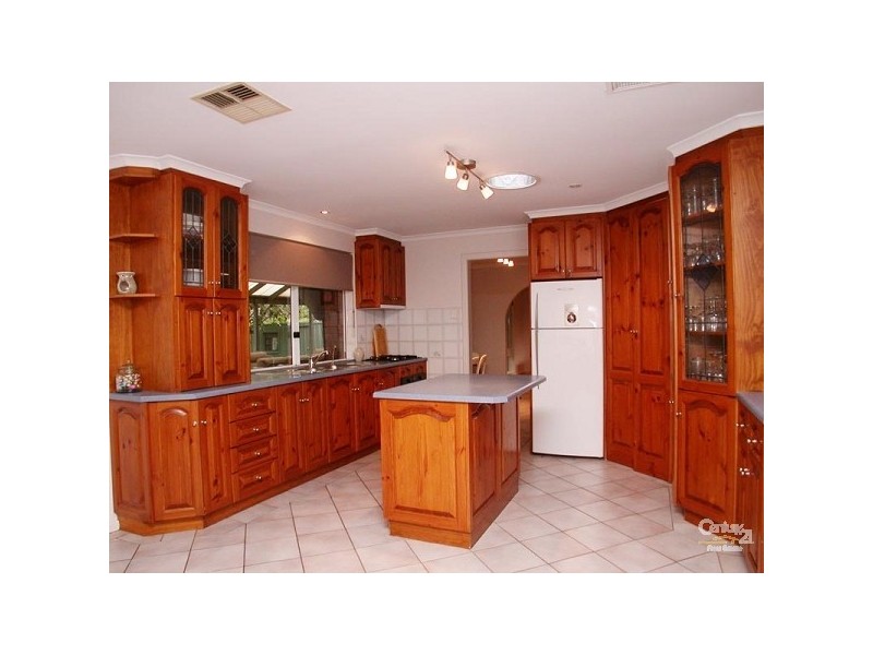 38 Glenalvon Drive, Flagstaff Hill SA 5159