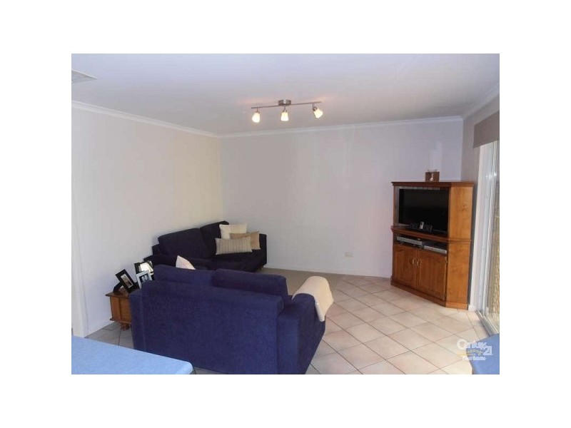 38 Glenalvon Drive, Flagstaff Hill SA 5159