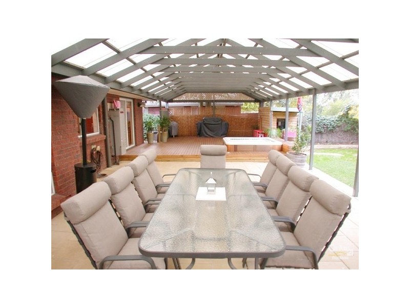 38 Glenalvon Drive, Flagstaff Hill SA 5159