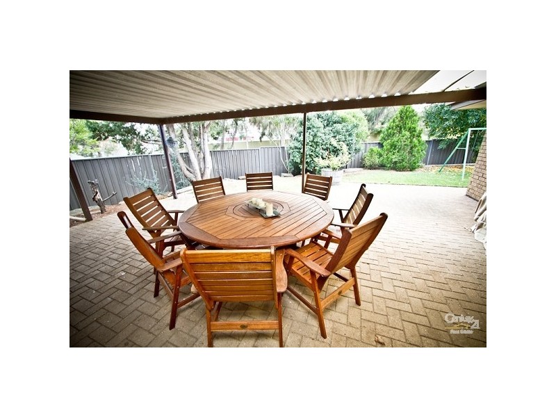 5 Birksdale Ct, Morphett Vale SA 5162