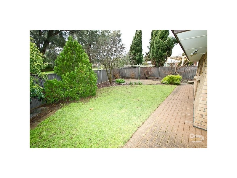 5 Birksdale Ct, Morphett Vale SA 5162