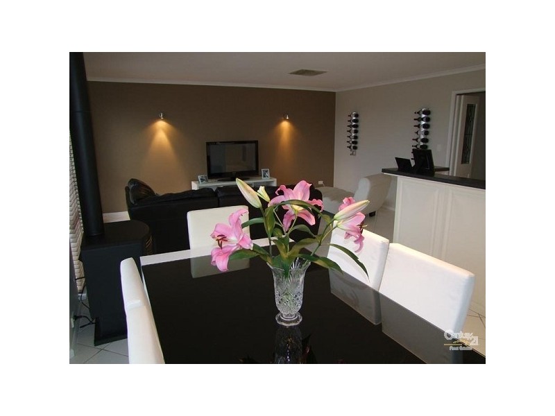 5 Aloisi Ct, Woodcroft SA 5162