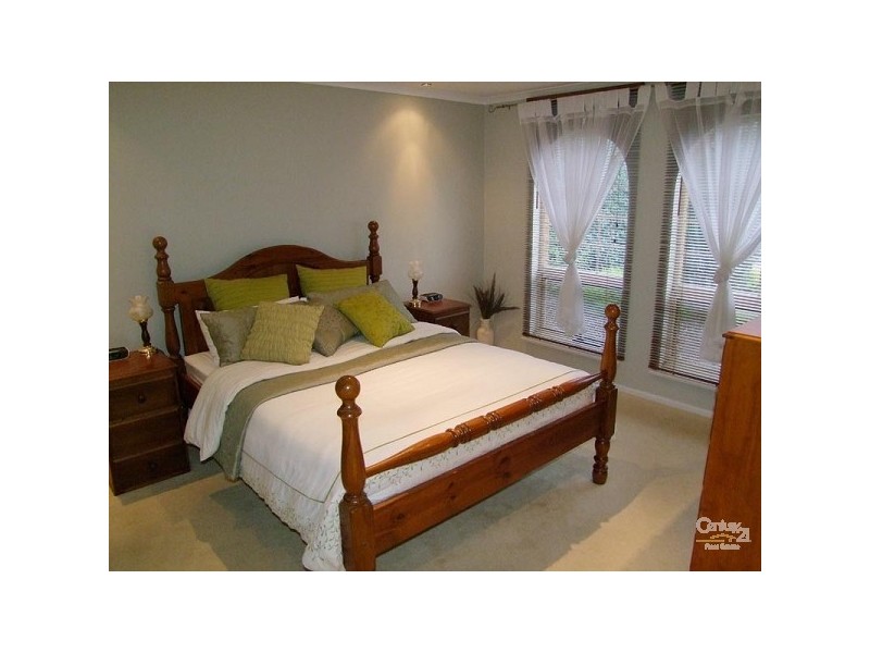 5 Aloisi Ct, Woodcroft SA 5162