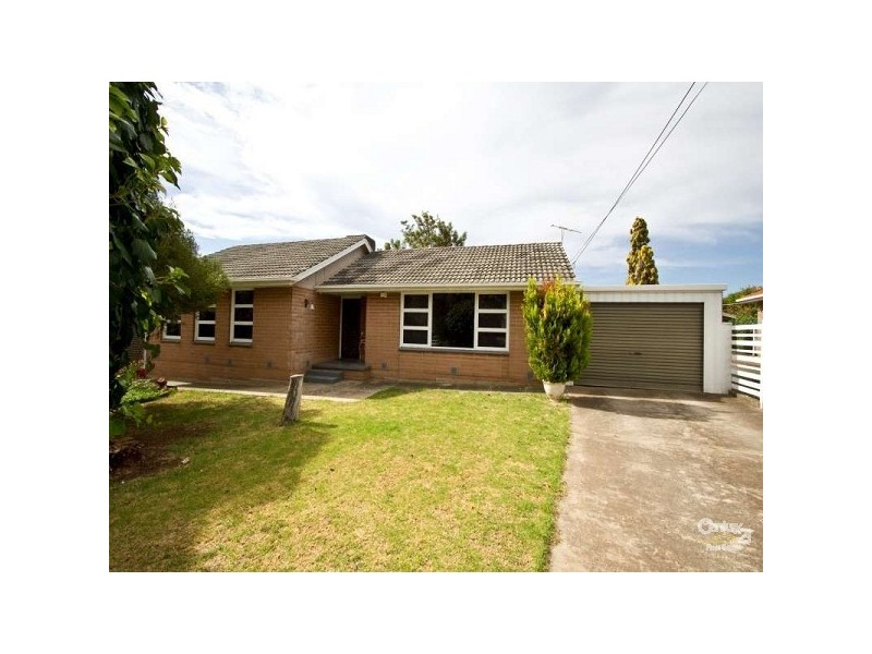 7 Andrew Street, Christie Downs SA 5164