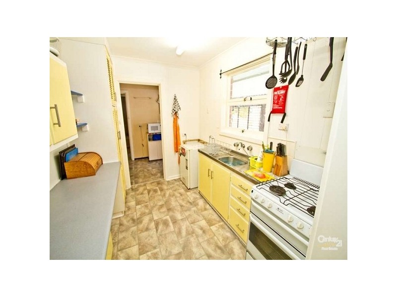 7 Andrew Street, Christie Downs SA 5164