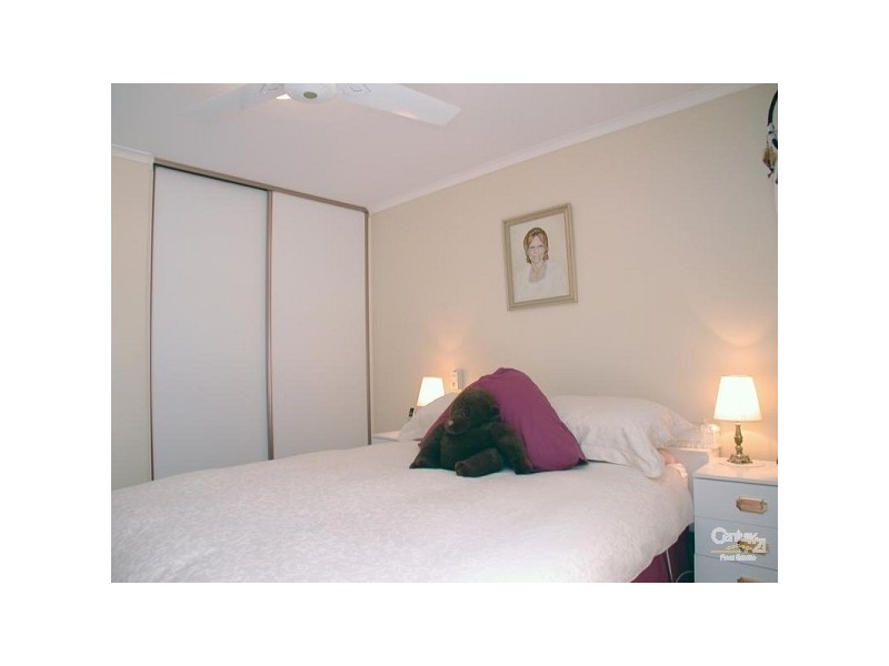 9 Donald Cres, Christie Downs SA 5164