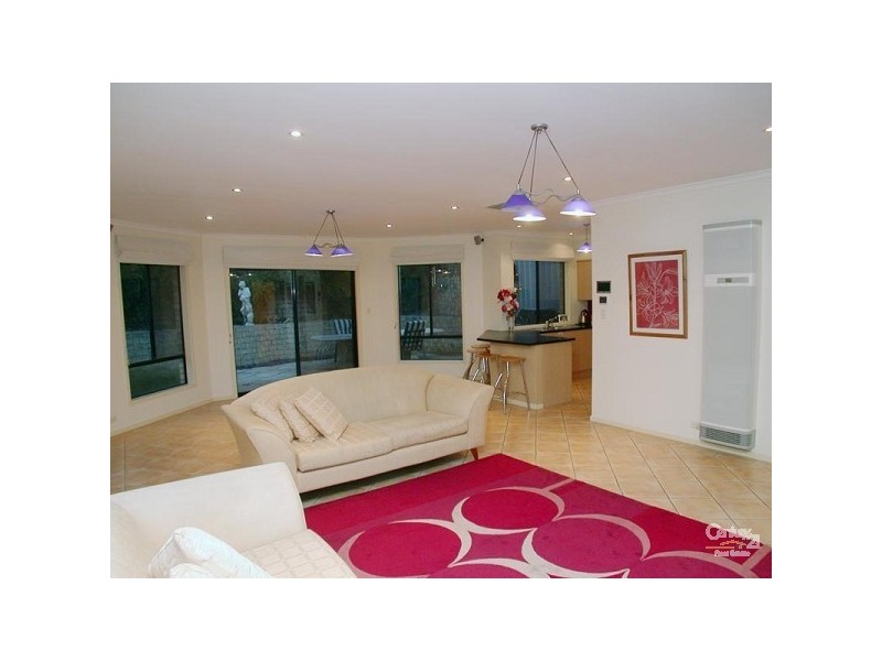 45 Tobin Crescent, Woodcroft SA 5162