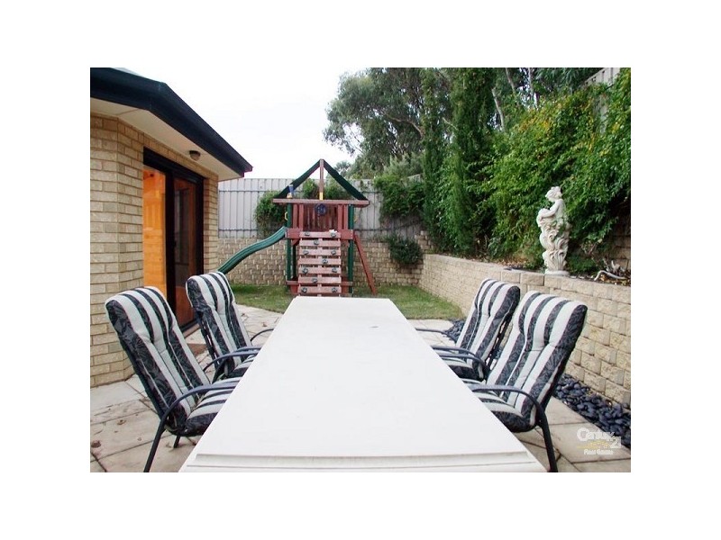 45 Tobin Crescent, Woodcroft SA 5162