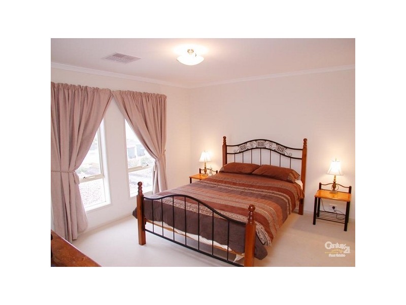 4 Jade Loop, Aldinga Beach SA 5173