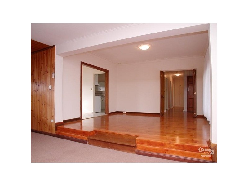 6 Lawrence Street, Morphett Vale SA 5162