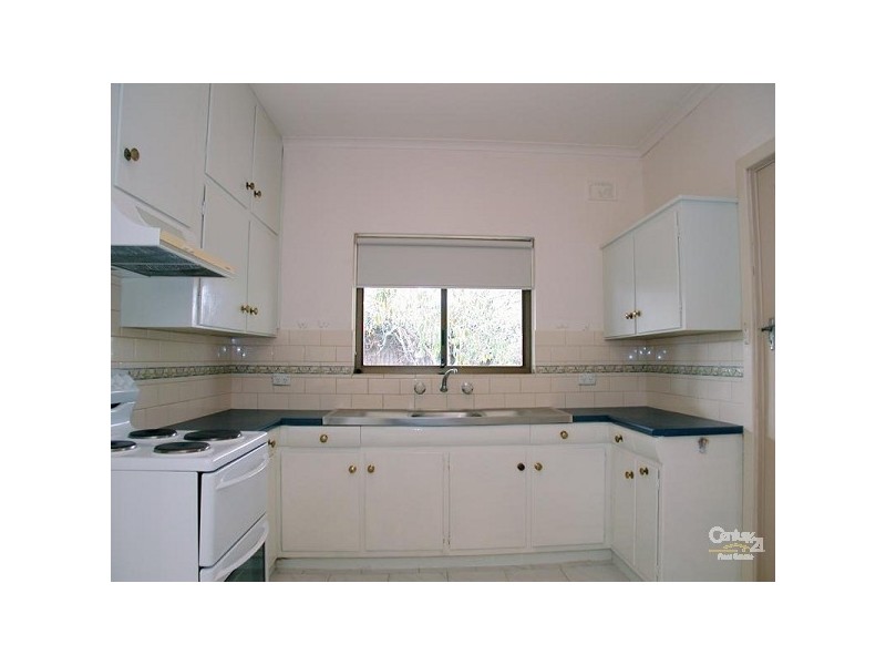 6 Lawrence Street, Morphett Vale SA 5162