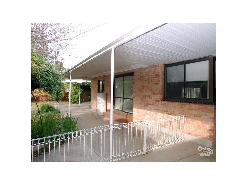 6 Lawrence Street, Morphett Vale SA 5162