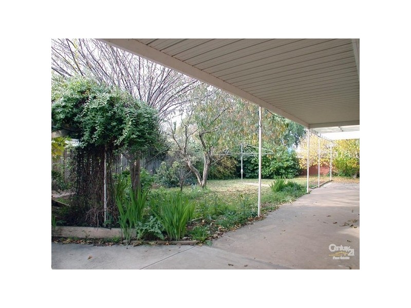 6 Lawrence Street, Morphett Vale SA 5162