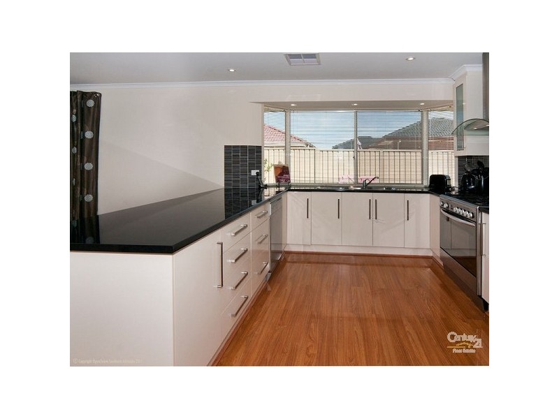 4 Sand Street, Seaford Meadows SA 5169