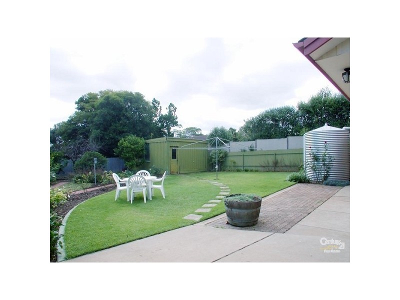 4 Alexis Street, Christie Downs SA 5164