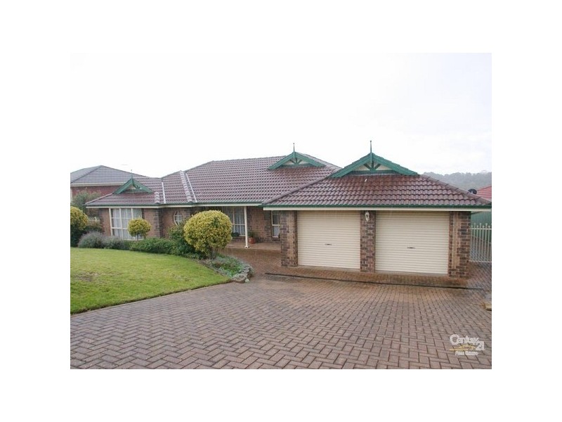 17 Gleneagles Road, Aberfoyle Park SA 5159
