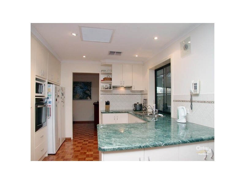 4 Charlotte Drive, Morphett Vale SA 5162