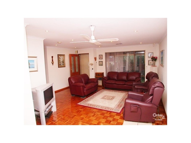 4 Charlotte Drive, Morphett Vale SA 5162