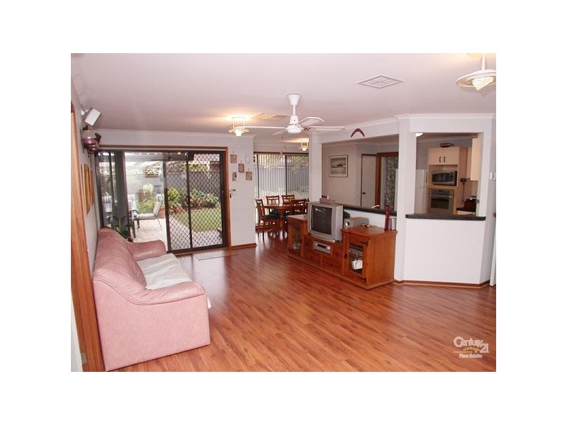 8 Foxfield Drive, Onkaparinga Hills SA 5163