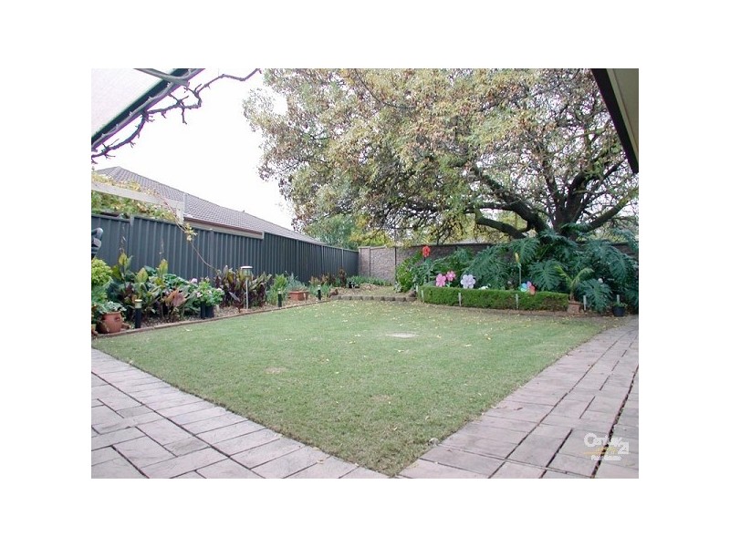 8 Foxfield Drive, Onkaparinga Hills SA 5163