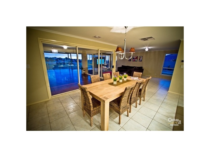 103 Grand Boulevard, Seaford Rise SA 5169