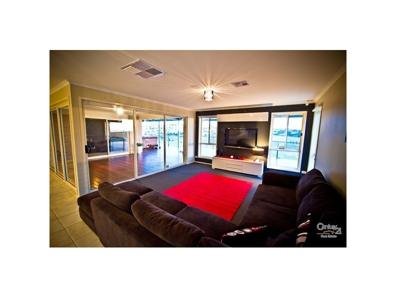 103 Grand Boulevard, Seaford Rise SA 5169