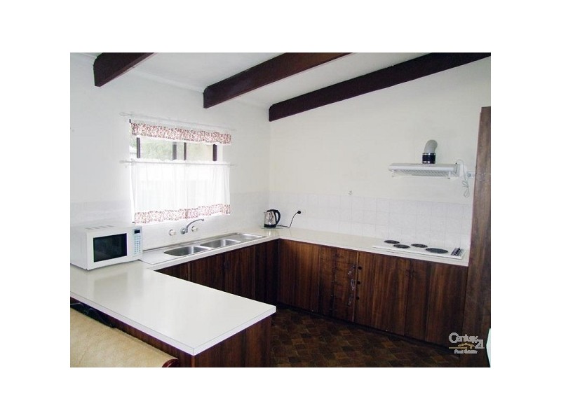 4 Nicol Street, Mclaren Vale SA 5171