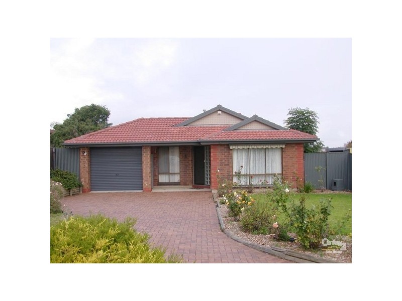 2 Calauria Crescent, Trott Park SA 5158