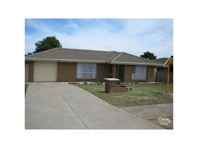 16 Sir James Hardy  Way, Woodcroft SA 5162