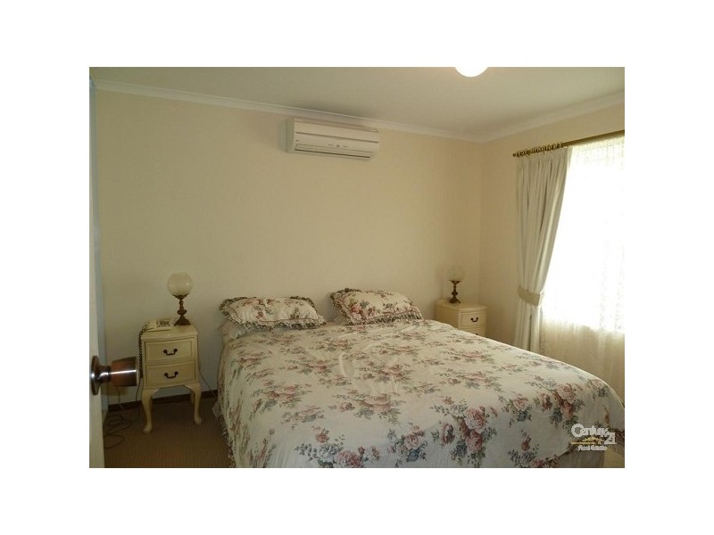 10 Spruce Avenue, Seaford SA 5169