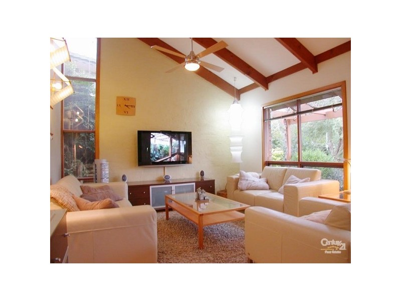 20 Vaucluse Drive, Happy Valley SA 5159