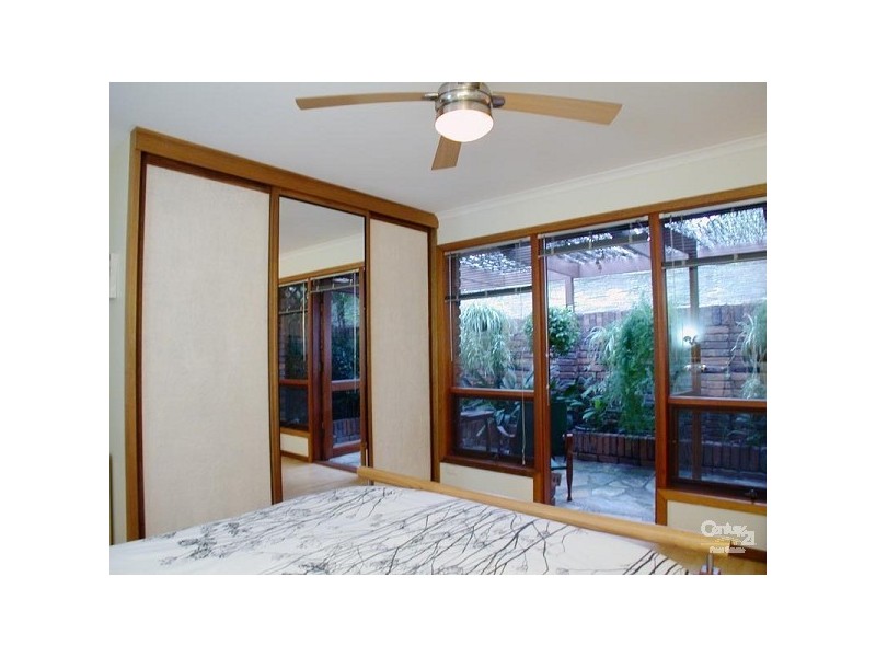 20 Vaucluse Drive, Happy Valley SA 5159