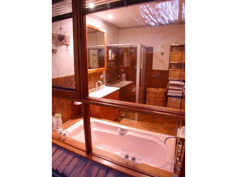 20 Vaucluse Drive, Happy Valley SA 5159