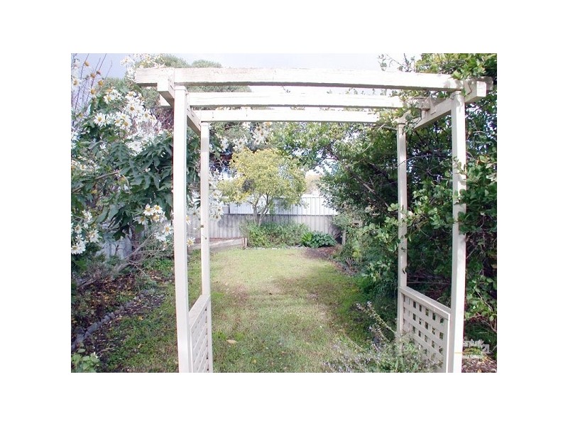 4 Claremont Street, Morphett Vale SA 5162