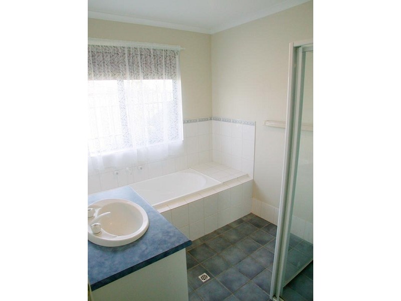 8 Dolphin Blvd, Aldinga Beach SA 5173