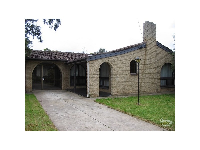 19 Chilcomb Drive, Huntfield Heights SA 5163