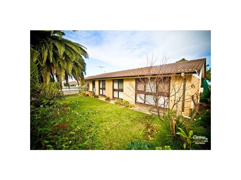 16 Oliver Crescent, Port Noarlunga SA 5167