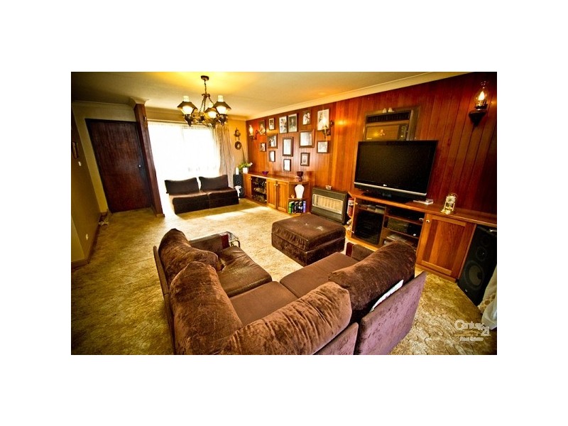 16 Oliver Crescent, Port Noarlunga SA 5167