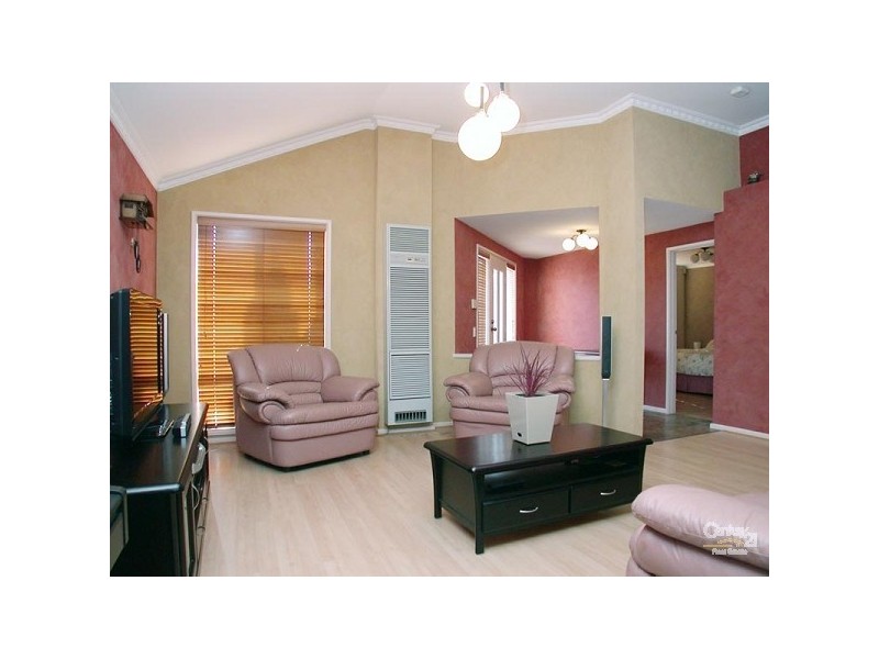 1 Corrie Place, Aberfoyle Park SA 5159