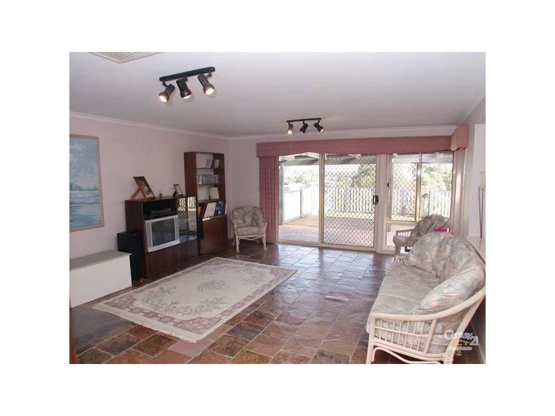 1 Corrie Place, Aberfoyle Park SA 5159