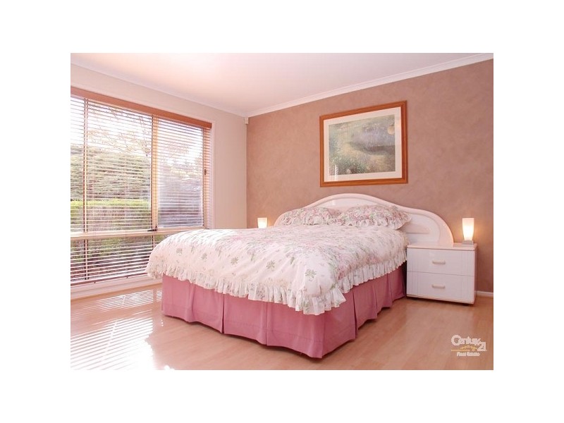 1 Corrie Place, Aberfoyle Park SA 5159