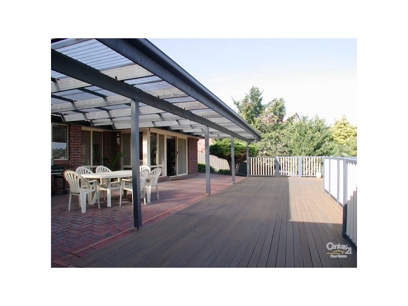 1 Corrie Place, Aberfoyle Park SA 5159