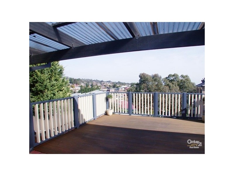 1 Corrie Place, Aberfoyle Park SA 5159