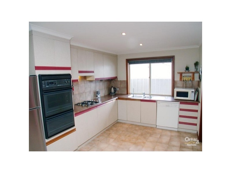 33 Wootoona Avenue, Christies Beach SA 5165