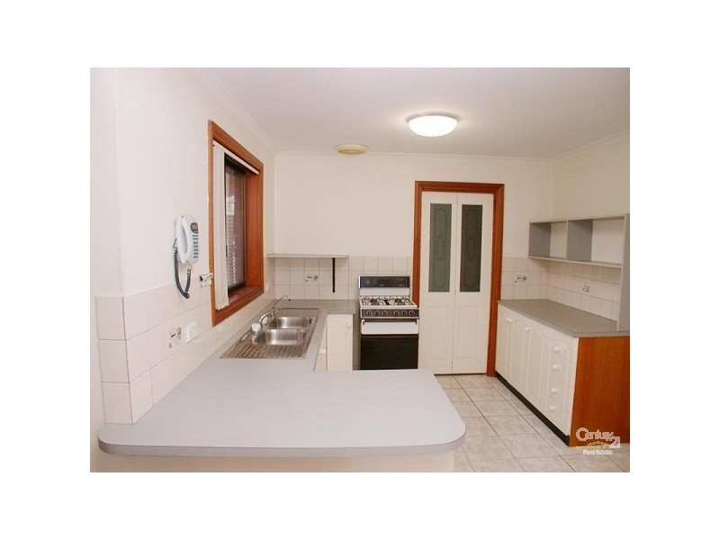 122 Reynell Road, Woodcroft SA 5162