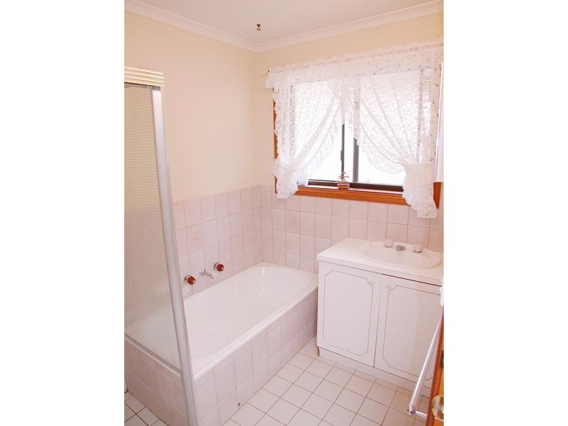 122 Reynell Road, Woodcroft SA 5162