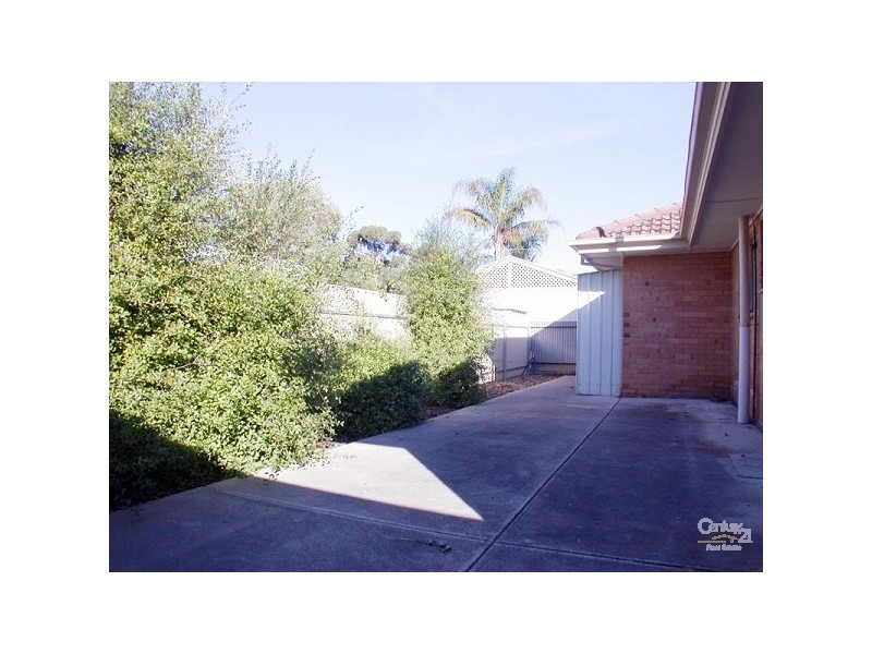 52 Conington Crescent, Morphett Vale SA 5162